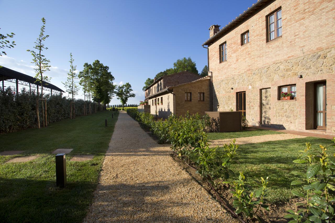 Апарт отель Casale San Galgano Кьюздино Экстерьер фото
