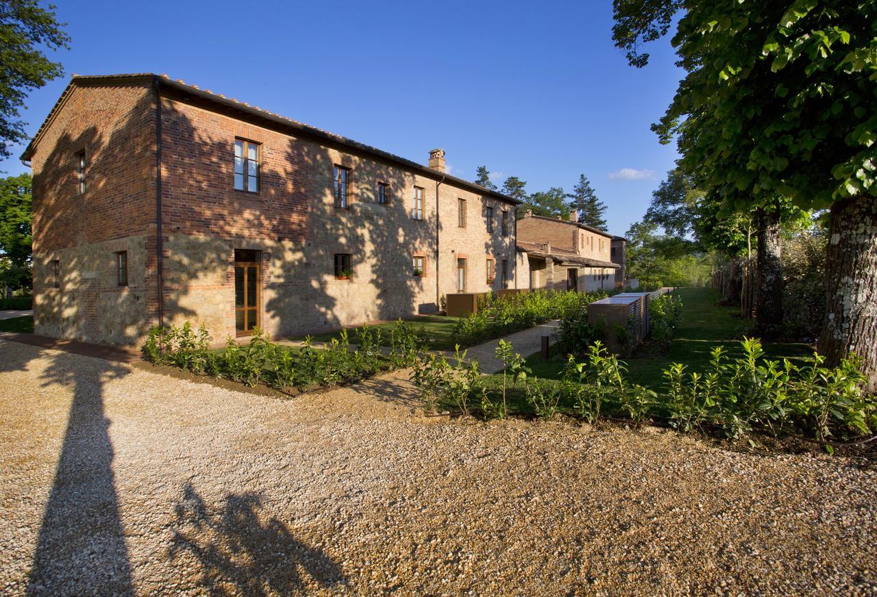 Апарт отель Casale San Galgano Кьюздино Экстерьер фото